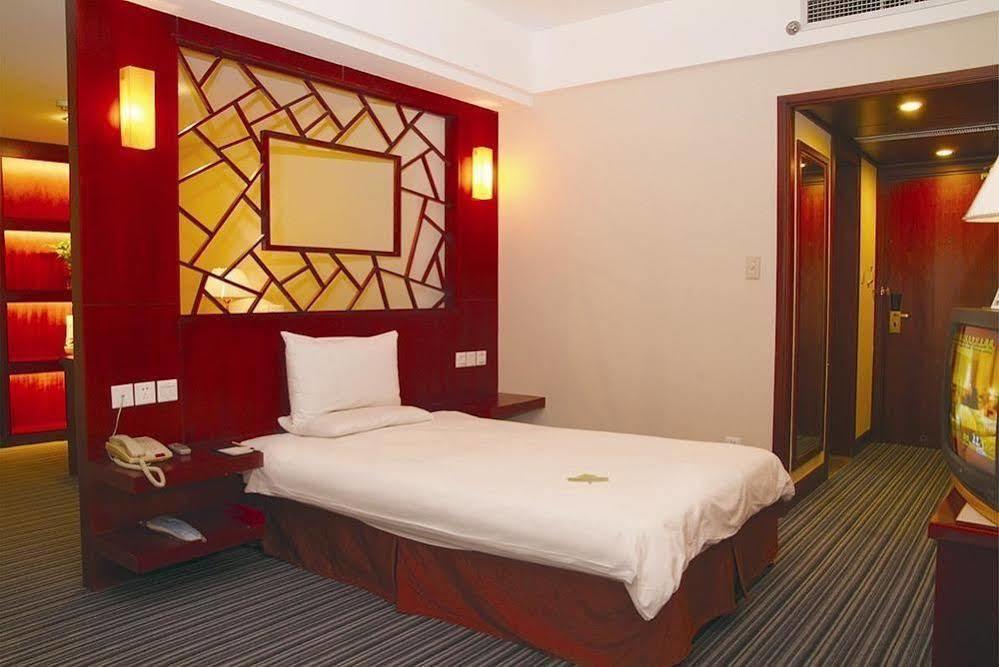 Jiangsu Nanjing New Century Hotel Exterior foto